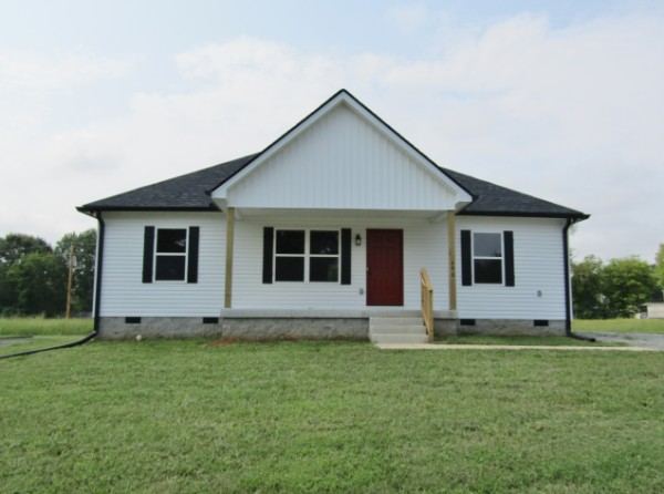 Front of 490 Crescent Factory Rd Lot 3, Lawrenceburg TN