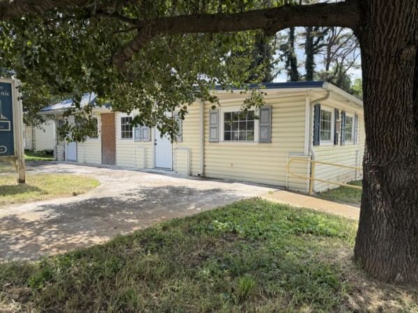 Front of 609 Buffalo Rd, Lawrenceburg TN