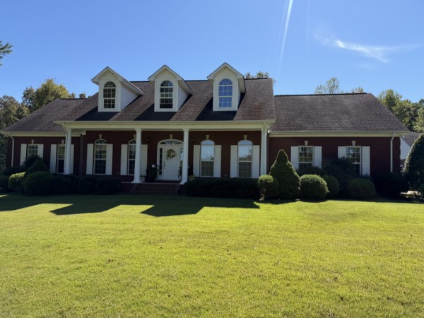Front of 266 Kelsey Dr, Lawrenceburg TN