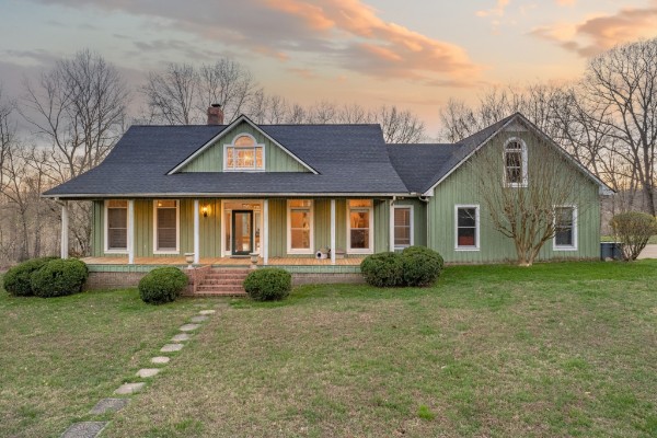 Front of 925 Bumpas Rd, Lawrenceburg TN