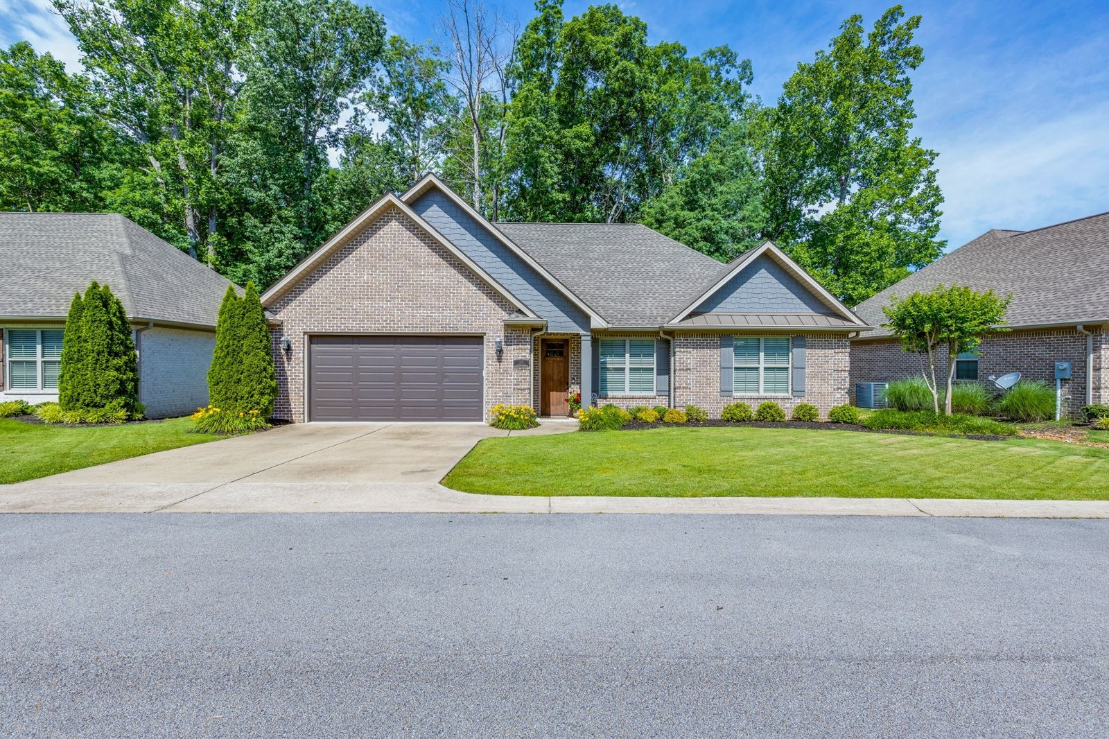 105 Andrews Dr inside, Lawrence County TN home for sale