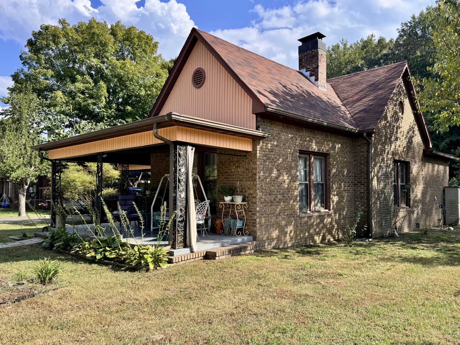 109 W 1st St inside, Lawrence County TN home for sale