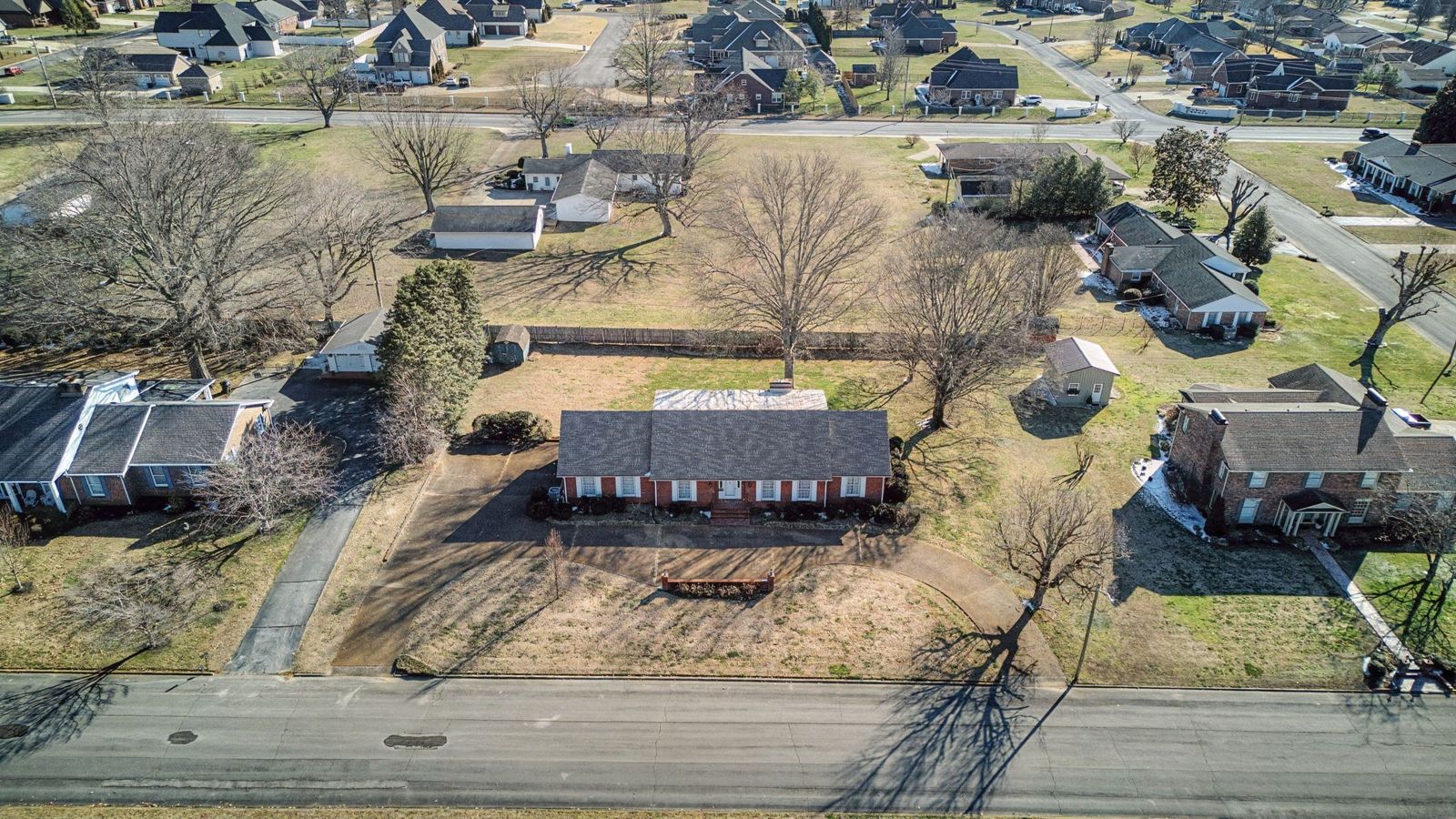 1206 Toben Ter inside, Lawrence County TN home for sale