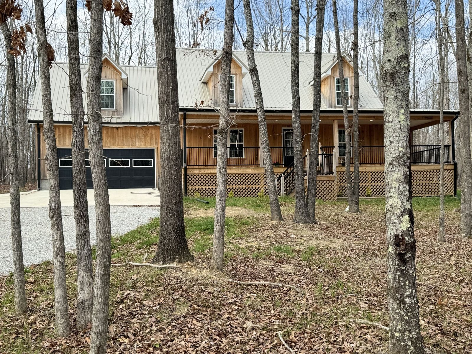 1220 Covered Bridge Ln inside, Lawrence County TN home for sale