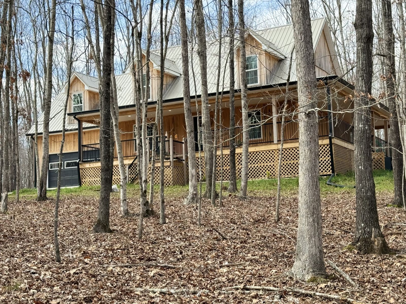 1220 Covered Bridge Ln inside, Lawrence County TN home for sale