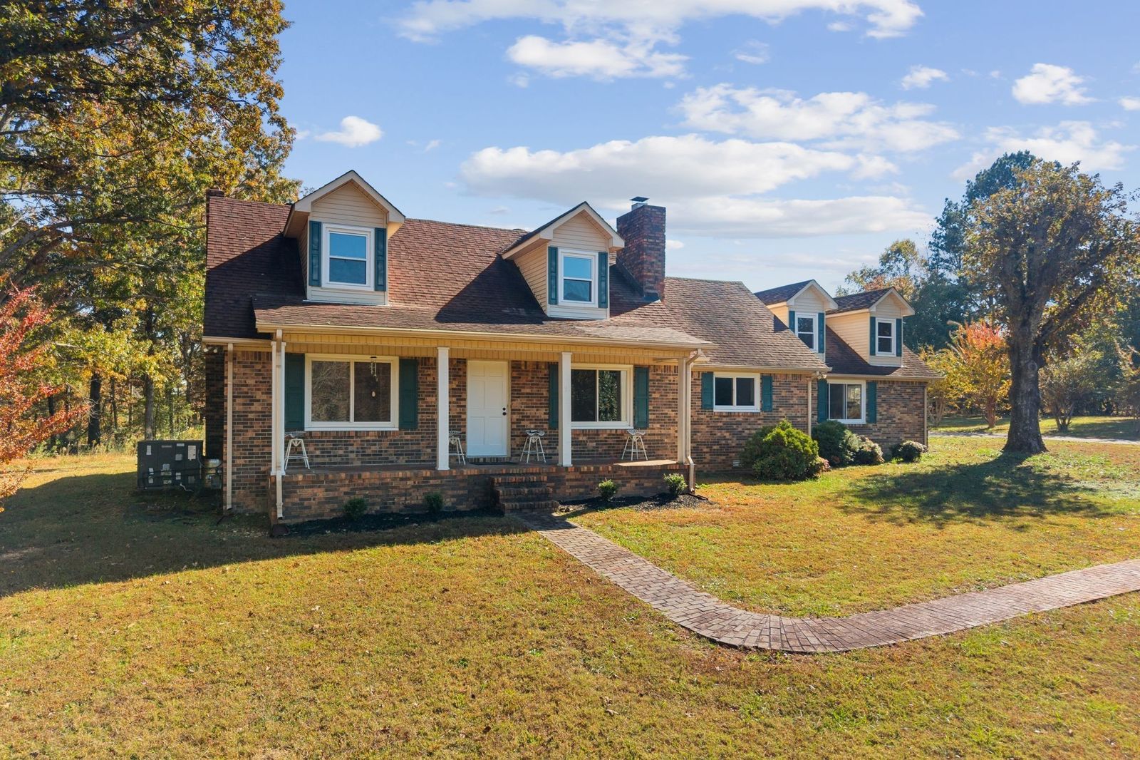 123 Quail Dr inside, Lawrence County TN home for sale