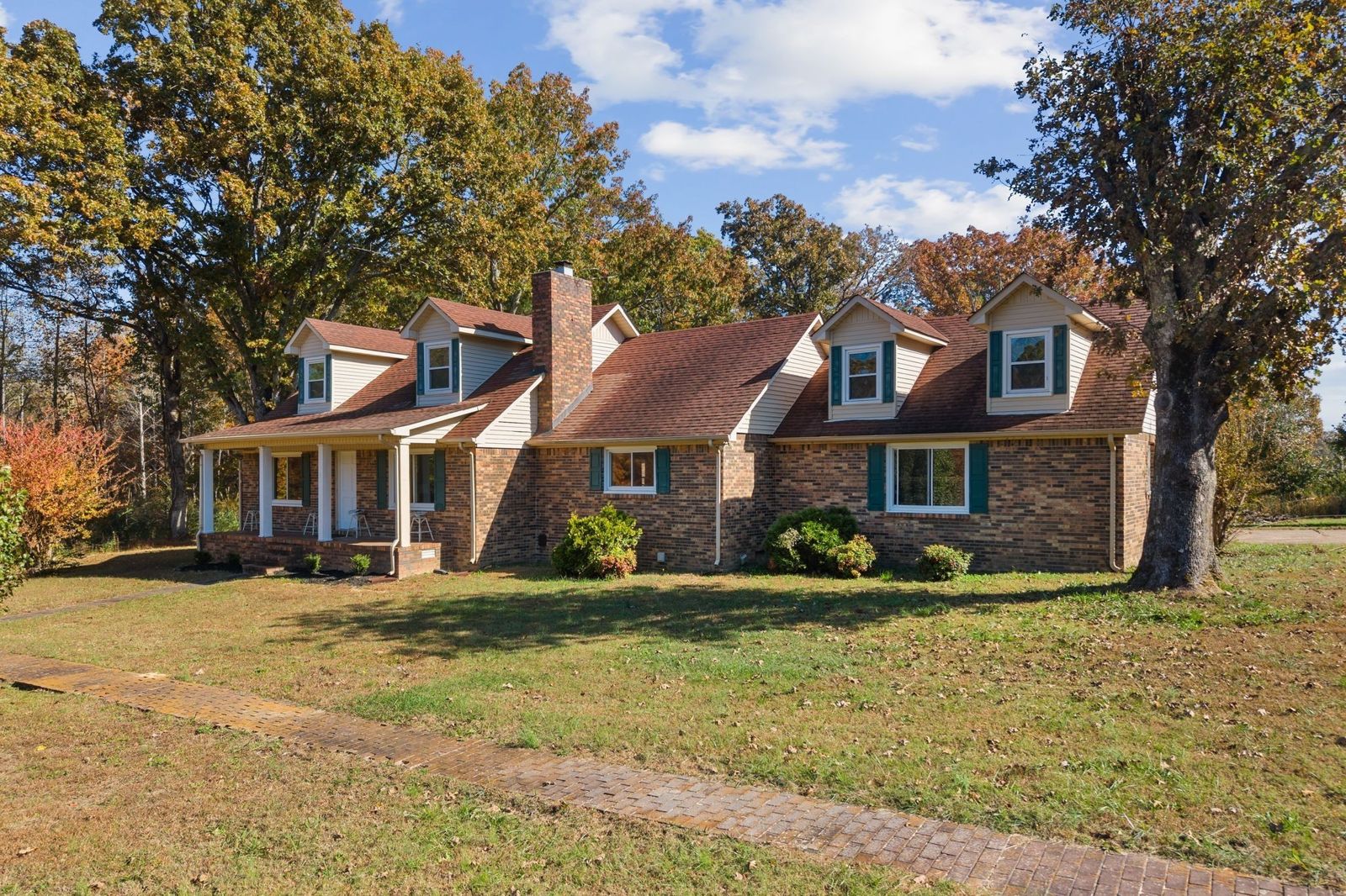 123 Quail Dr inside, Lawrence County TN home for sale