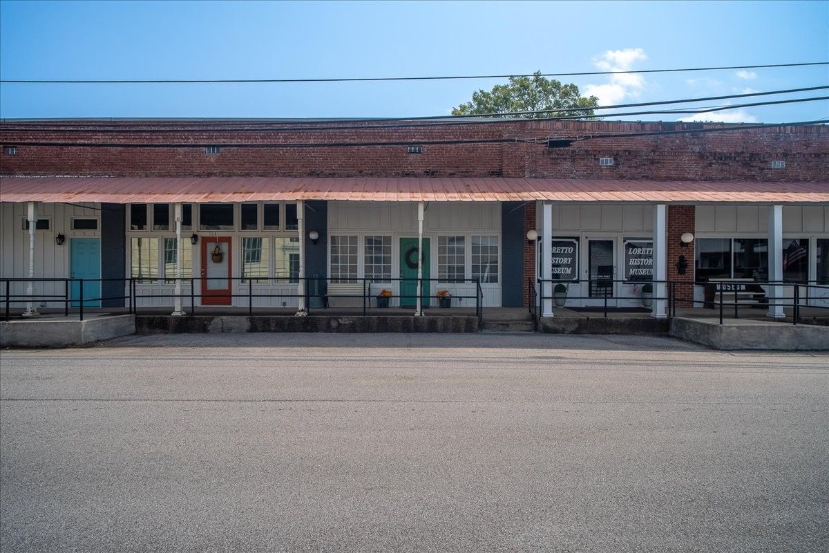 126 Main St front exterior, Lawrence County TN home for sale