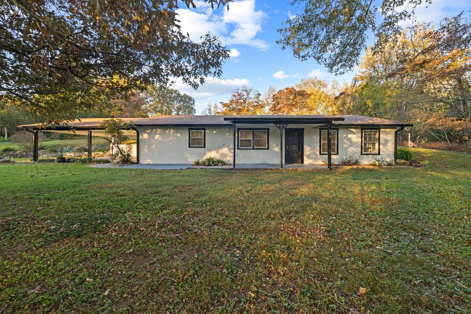 133 Mockerson Rd front exterior, Lawrence County TN home for sale