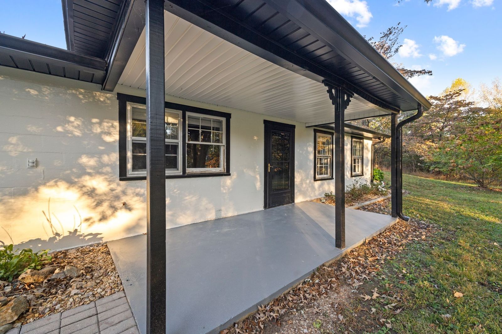 133 Mockerson Rd outdoor space, Lawrence County TN home for sale