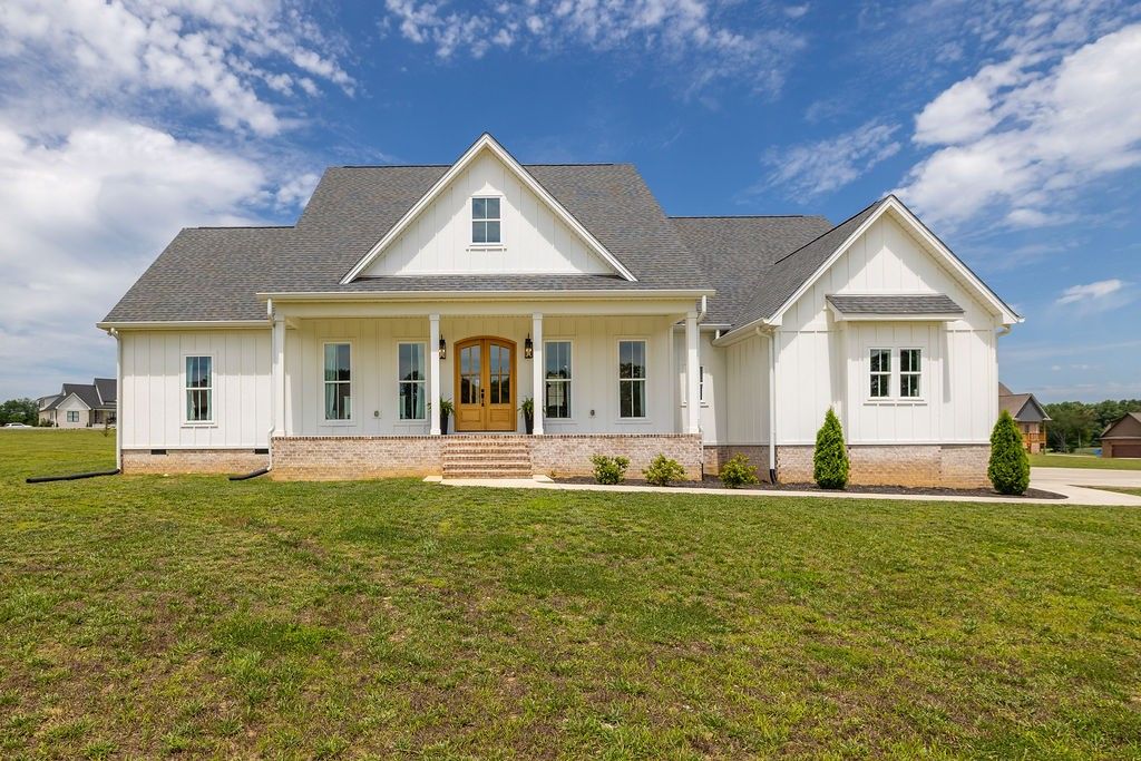 134 Hurst Dr front exterior, Lawrence County TN home for sale