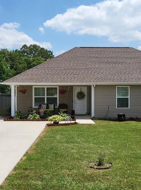 1414 Triple K Ave inside, Lawrence County TN home for sale
