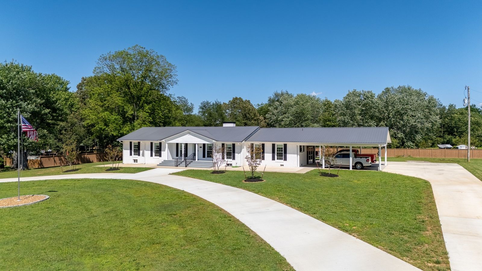 1448 Baker Ln inside, Lawrence County TN home for sale