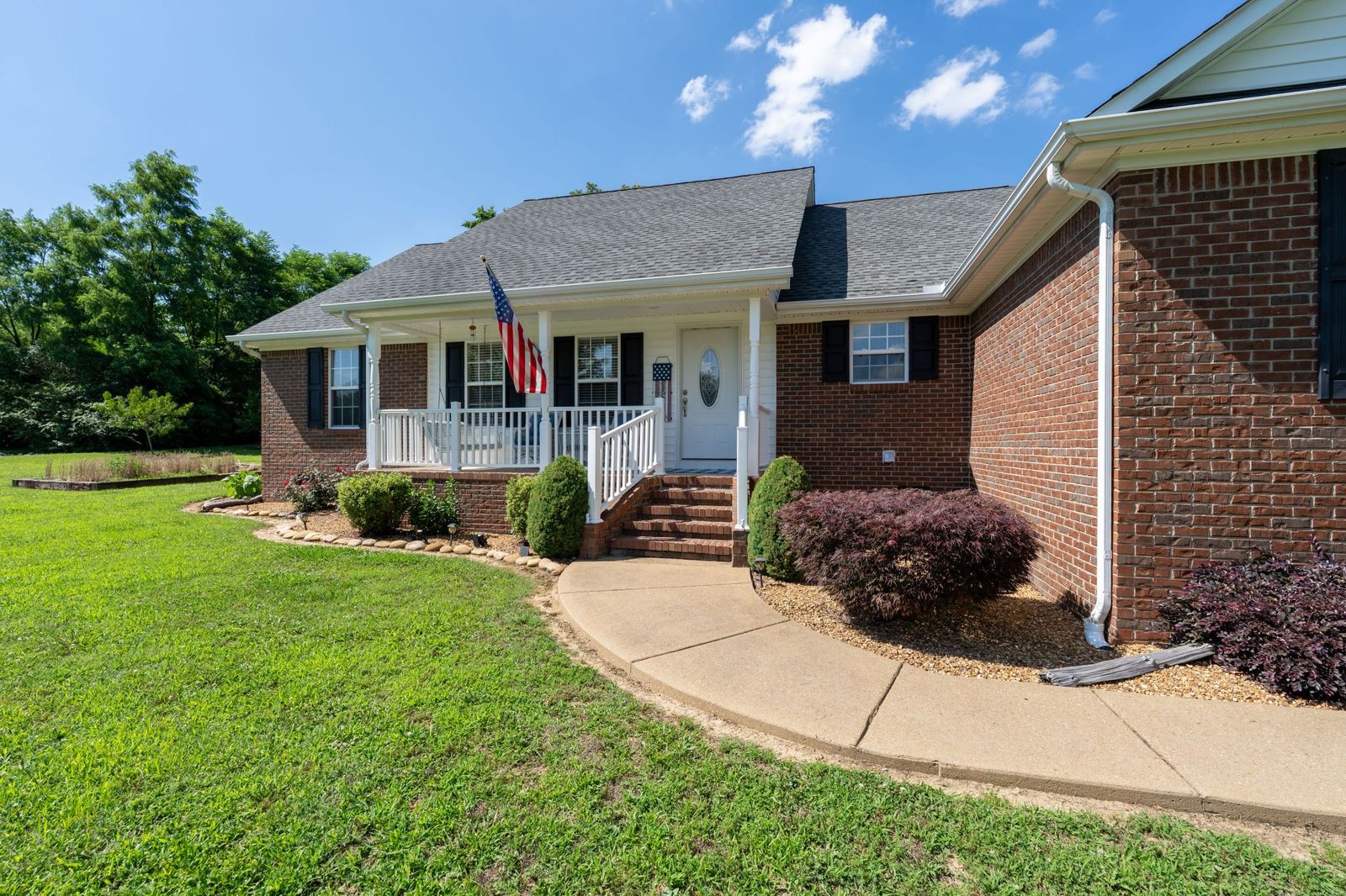 153 Center Point Dr inside, Lawrence County TN home for sale