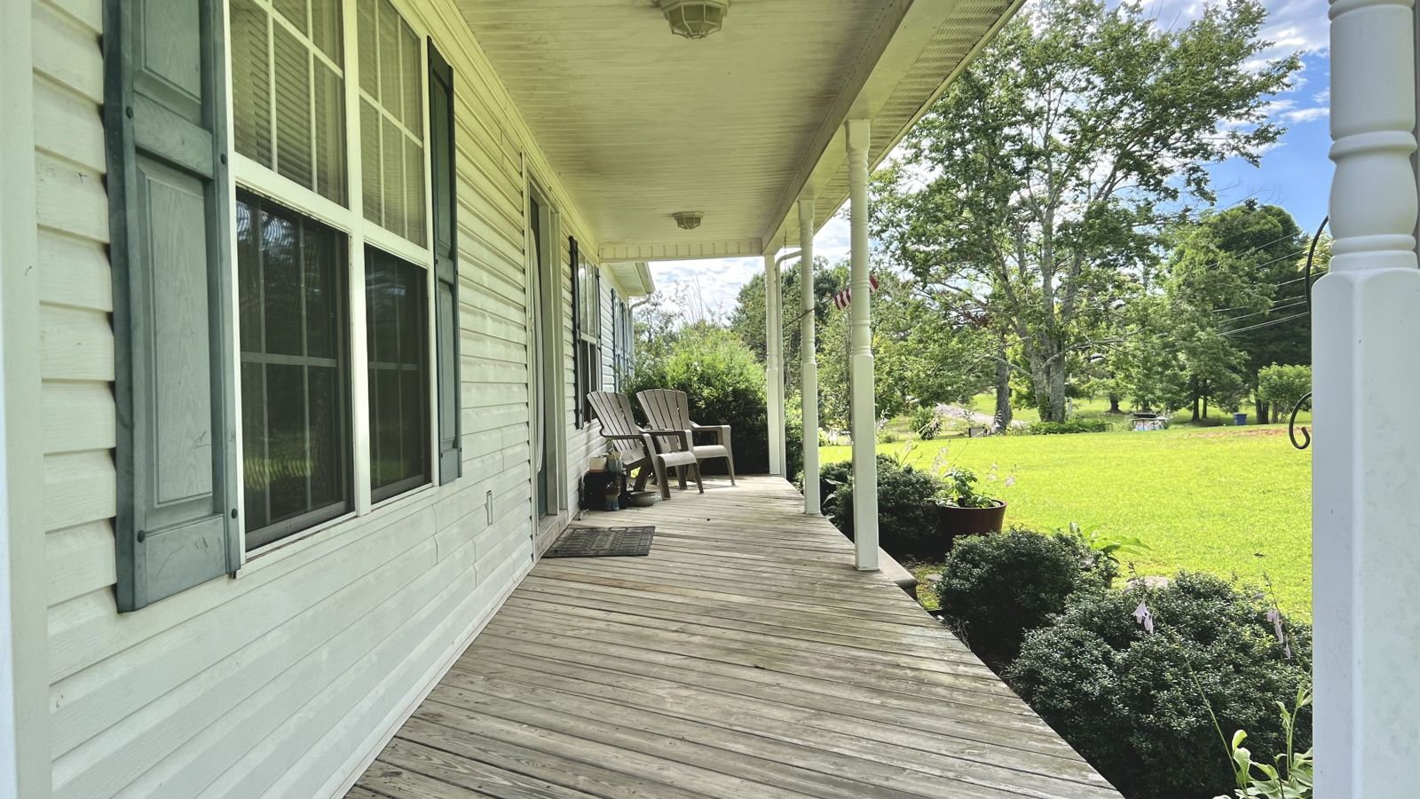 153 Commodore Cir outdoor space, Lawrence County TN home for sale