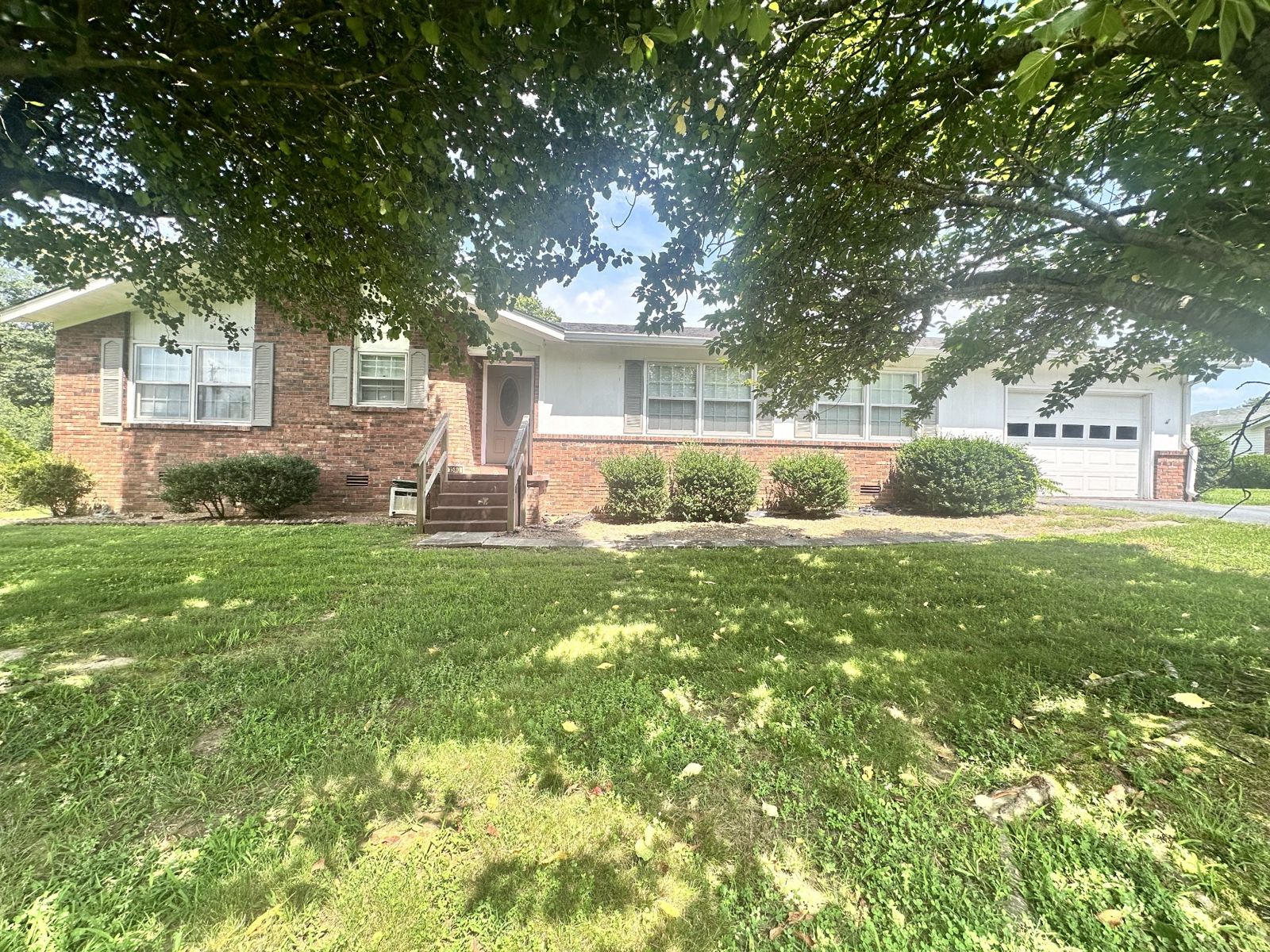 1580 Branch drive front exterior, Lawrence County TN home for sale