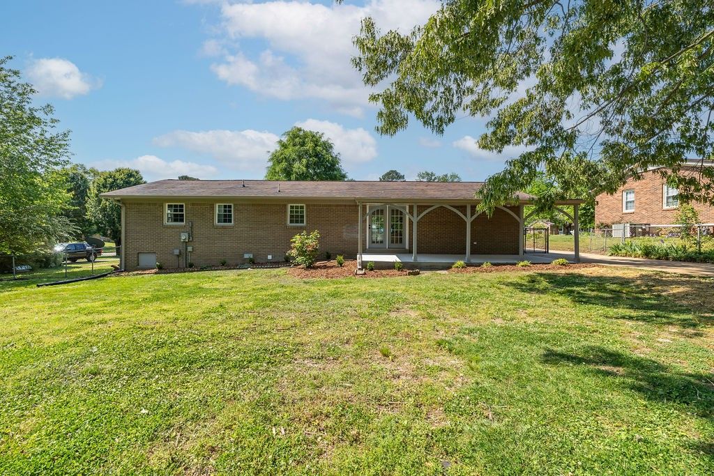1606 Whippoorwill Dr outdoor space, Lawrence County TN home for sale