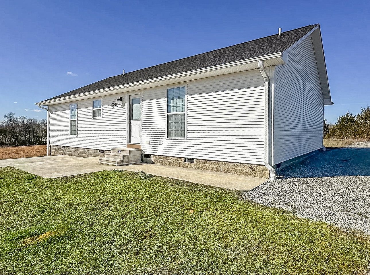 163 Rigling Rd inside, Lawrence County TN home for sale