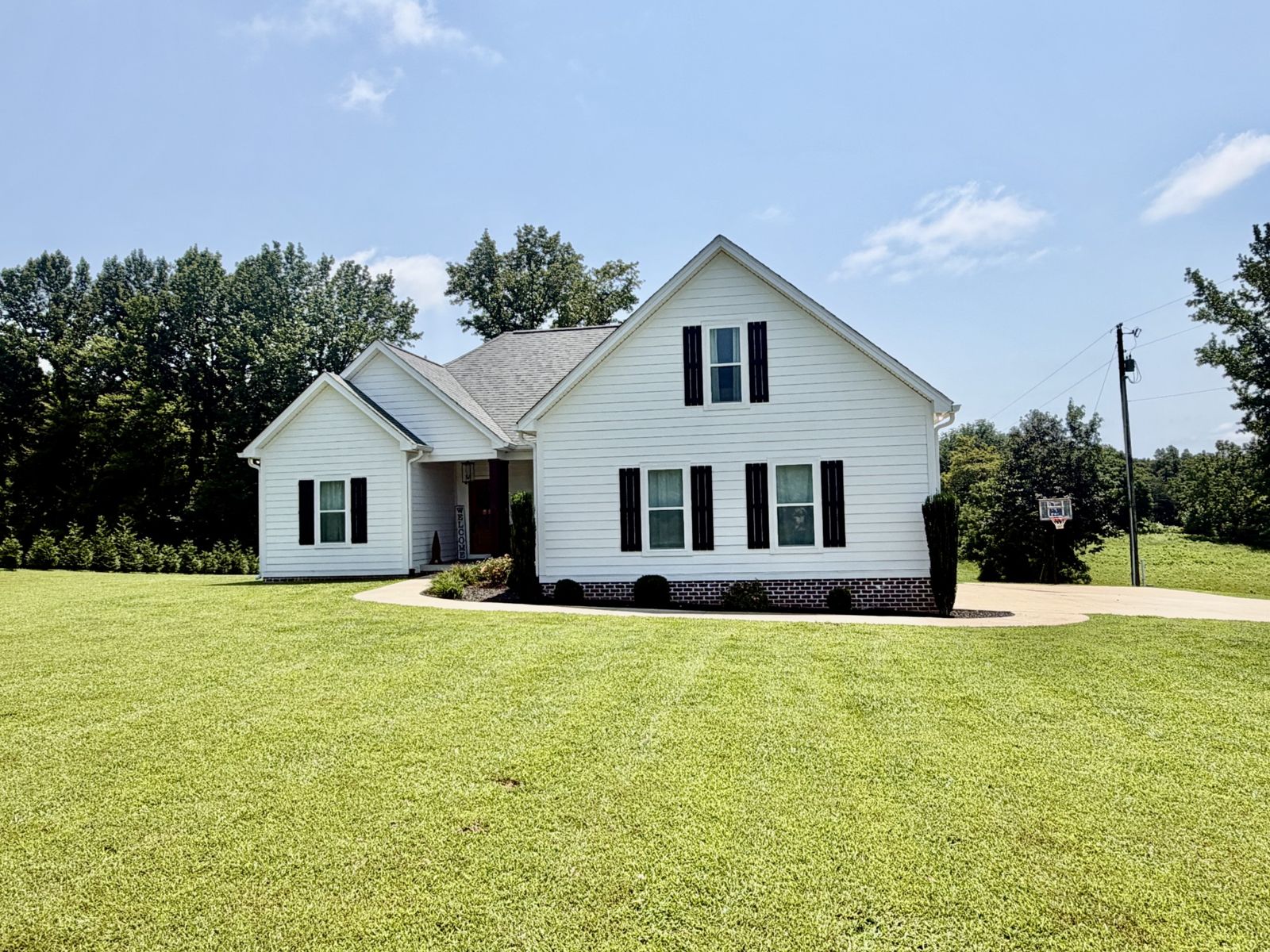 17 Tad Rd front exterior, Lawrence County TN home for sale