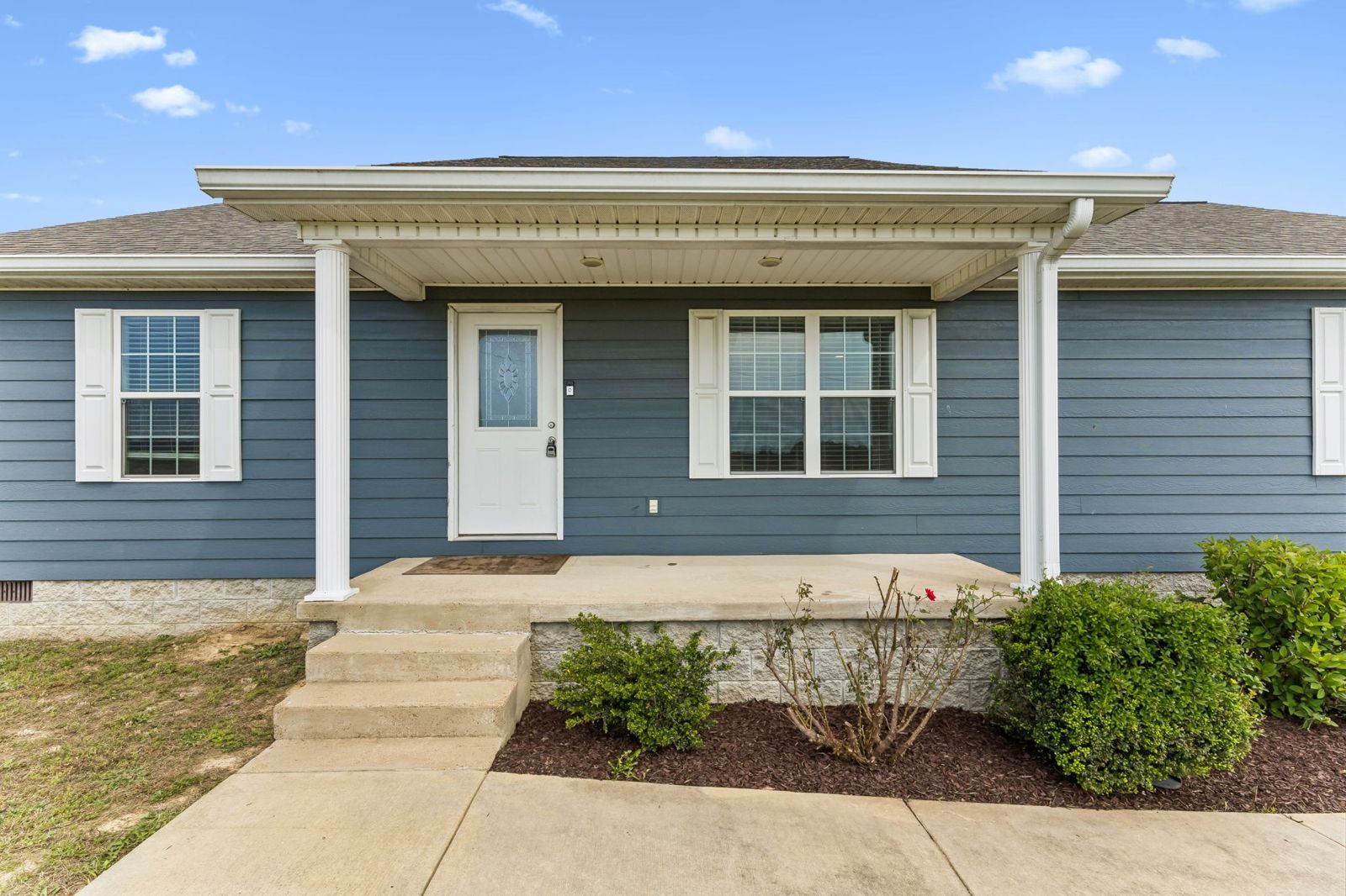 204 Brace Rd inside, Lawrence County TN home for sale
