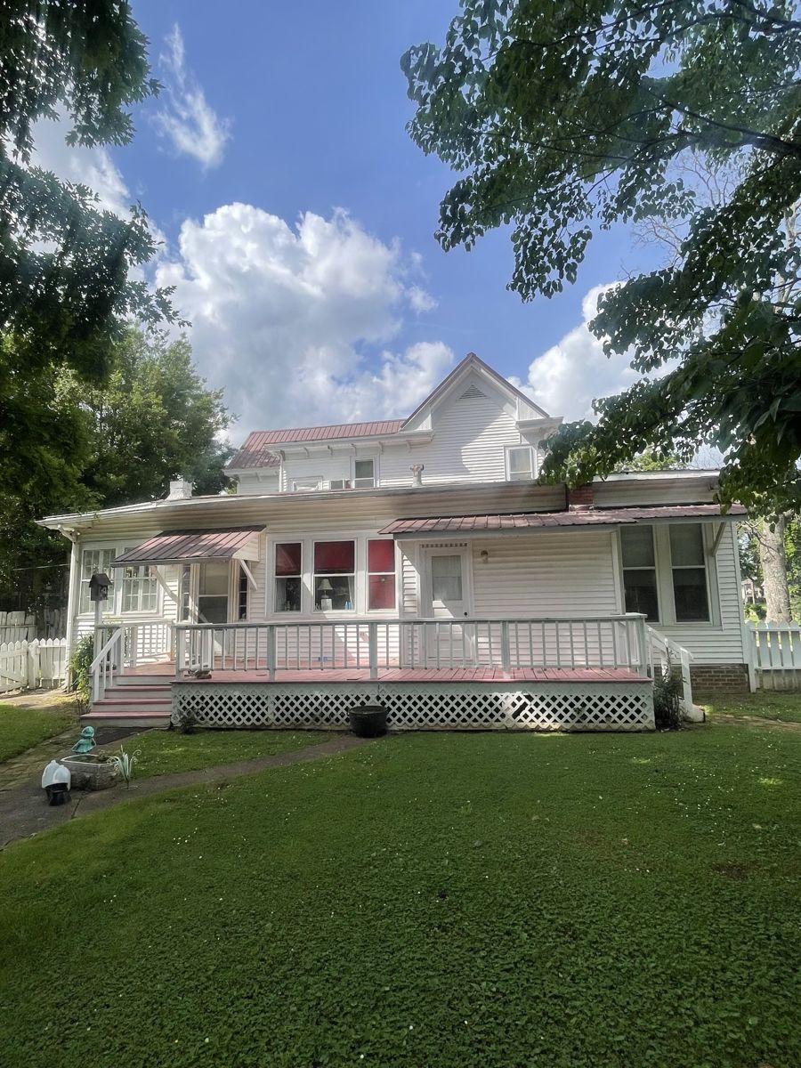 213 Pulaski St inside, Lawrence County TN home for sale