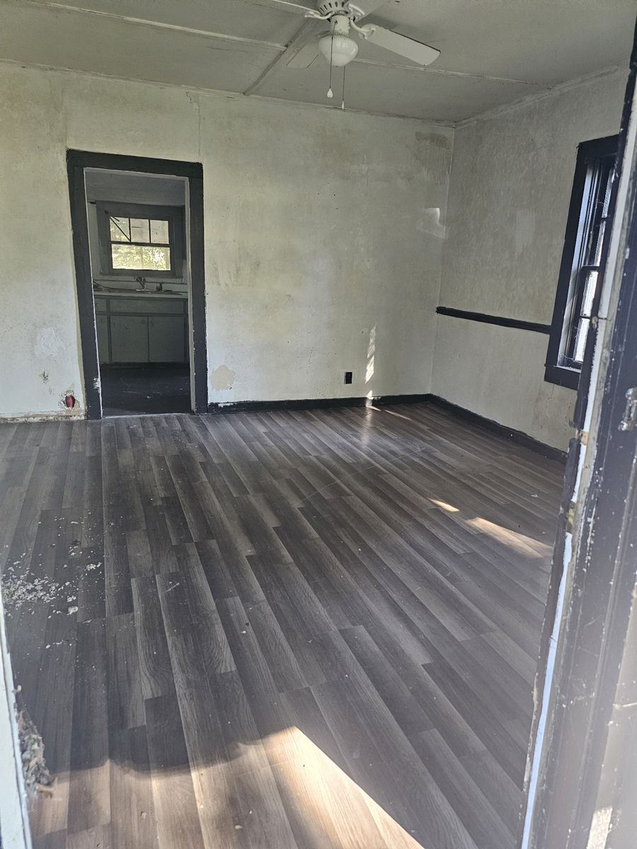 220 Oak St inside, Lawrence County TN home for sale