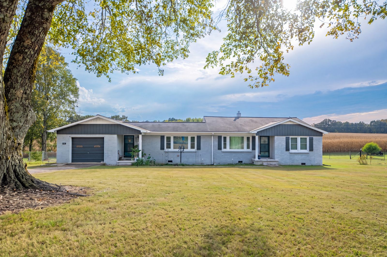 242 Highway 20 front exterior, Lawrence County TN home for sale