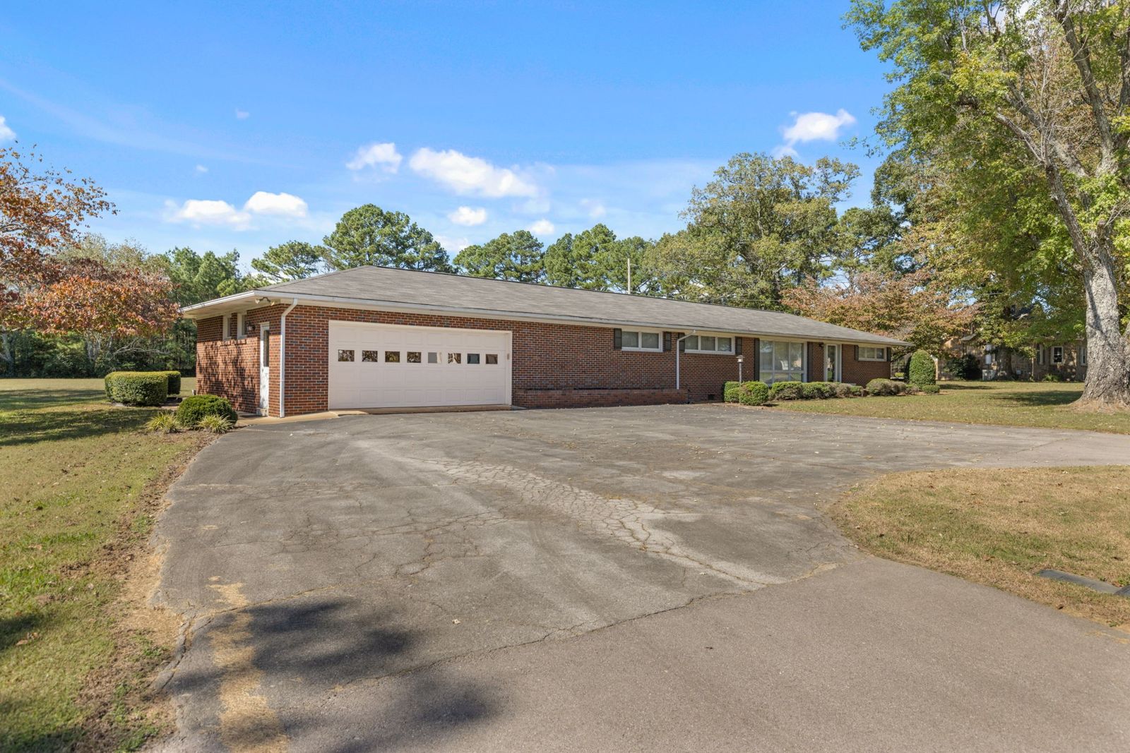 2763 Highway 43 N inside, Lawrence County TN home for sale