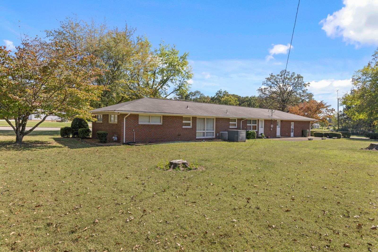 2763 Highway 43 N outdoor space, Lawrence County TN home for sale
