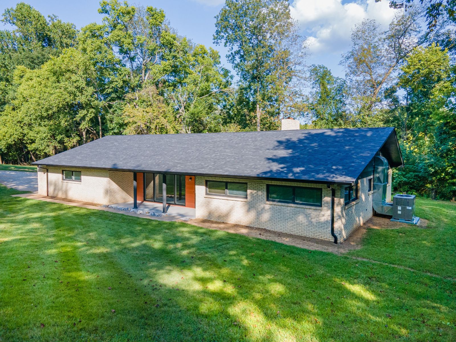 301 Sanford Ln front exterior, Lawrence County TN home for sale