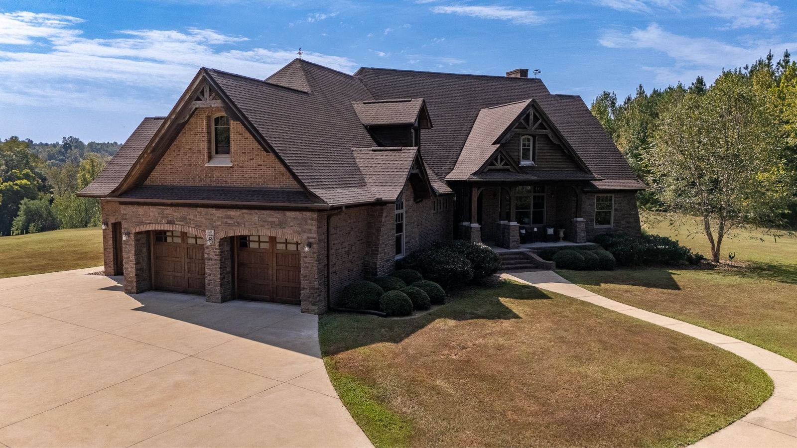 305 State Line Rd inside, Lawrence County TN home for sale