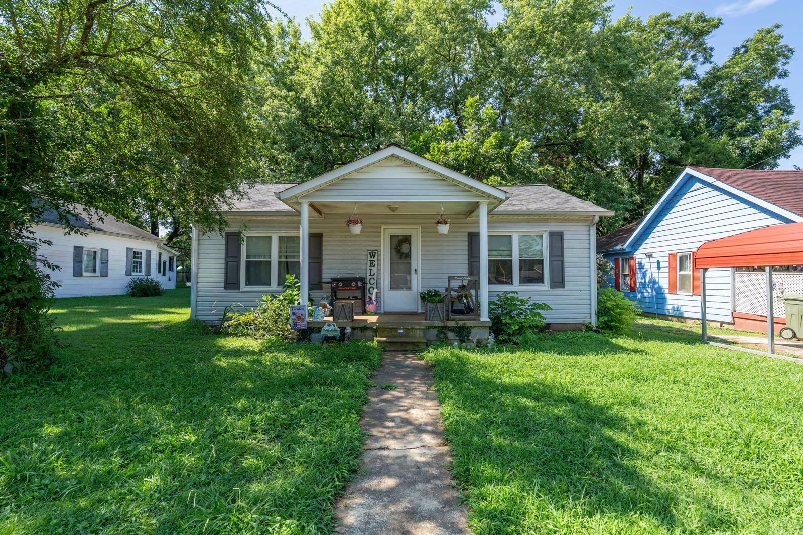 315 Debus St front exterior, Lawrence County TN home for sale