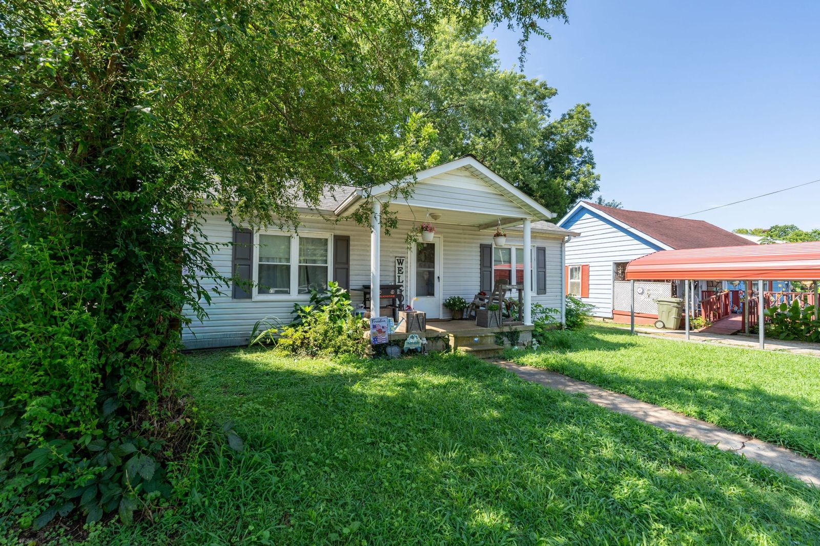315 Debus St inside, Lawrence County TN home for sale
