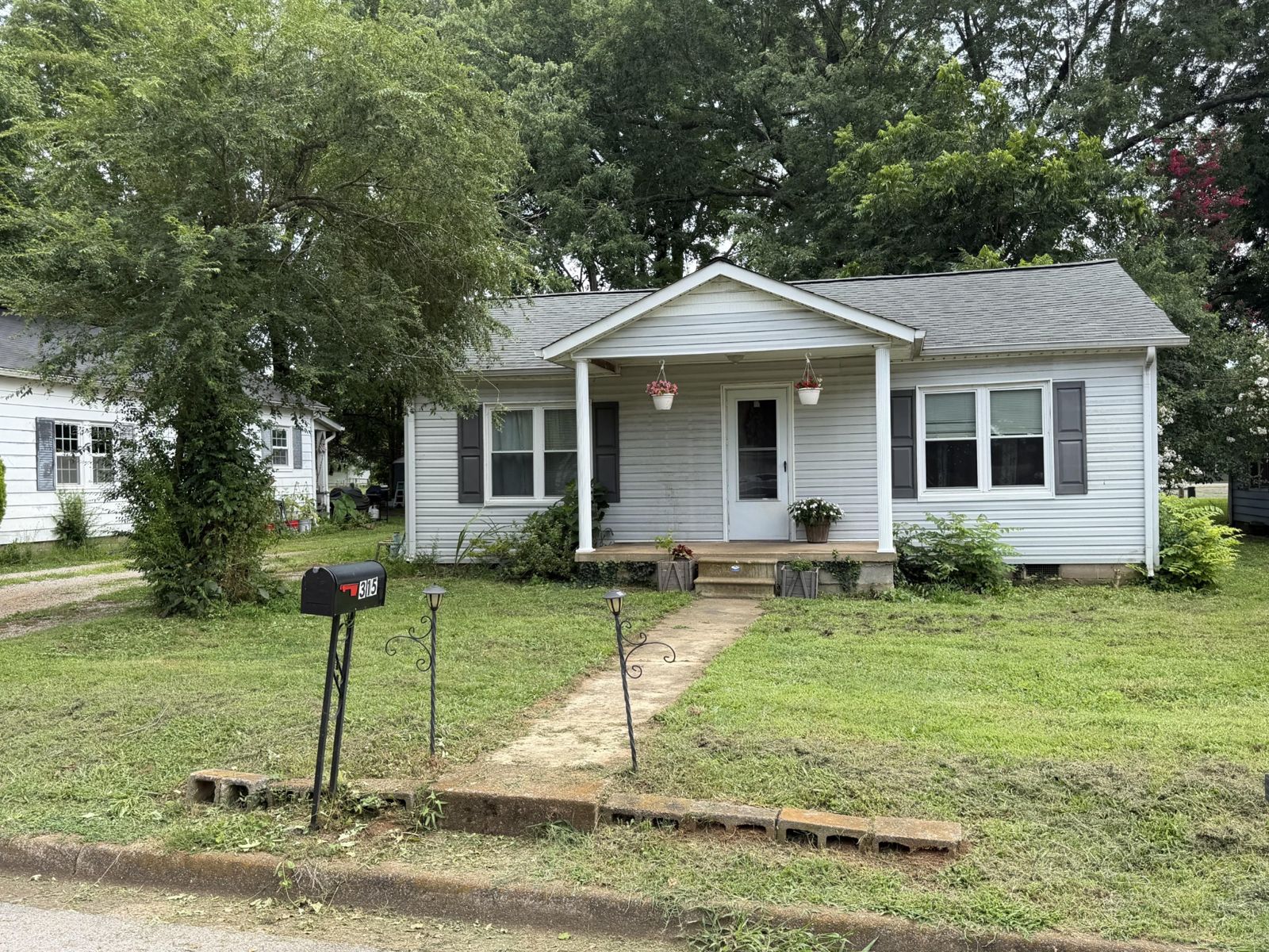 315 Debus St outdoor space, Lawrence County TN home for sale