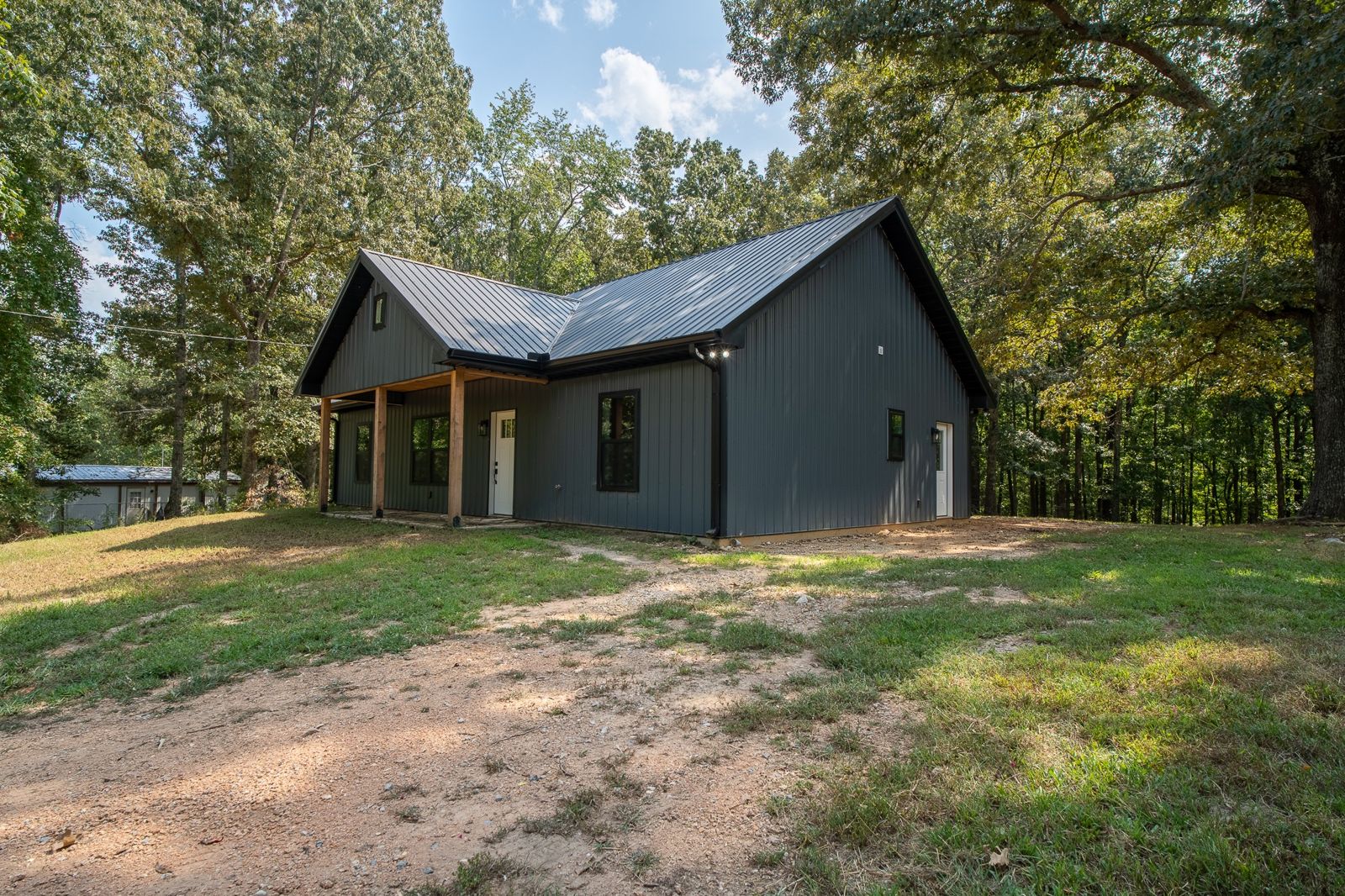 316 Summertown Hwy inside, Lawrence County TN home for sale