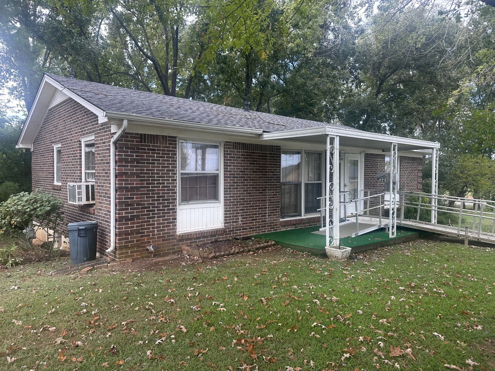 323 Randall St inside, Lawrence County TN home for sale