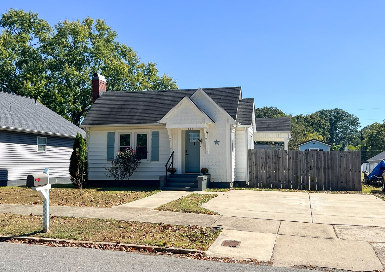 334 Nixon Ave front exterior, Lawrence County TN home for sale