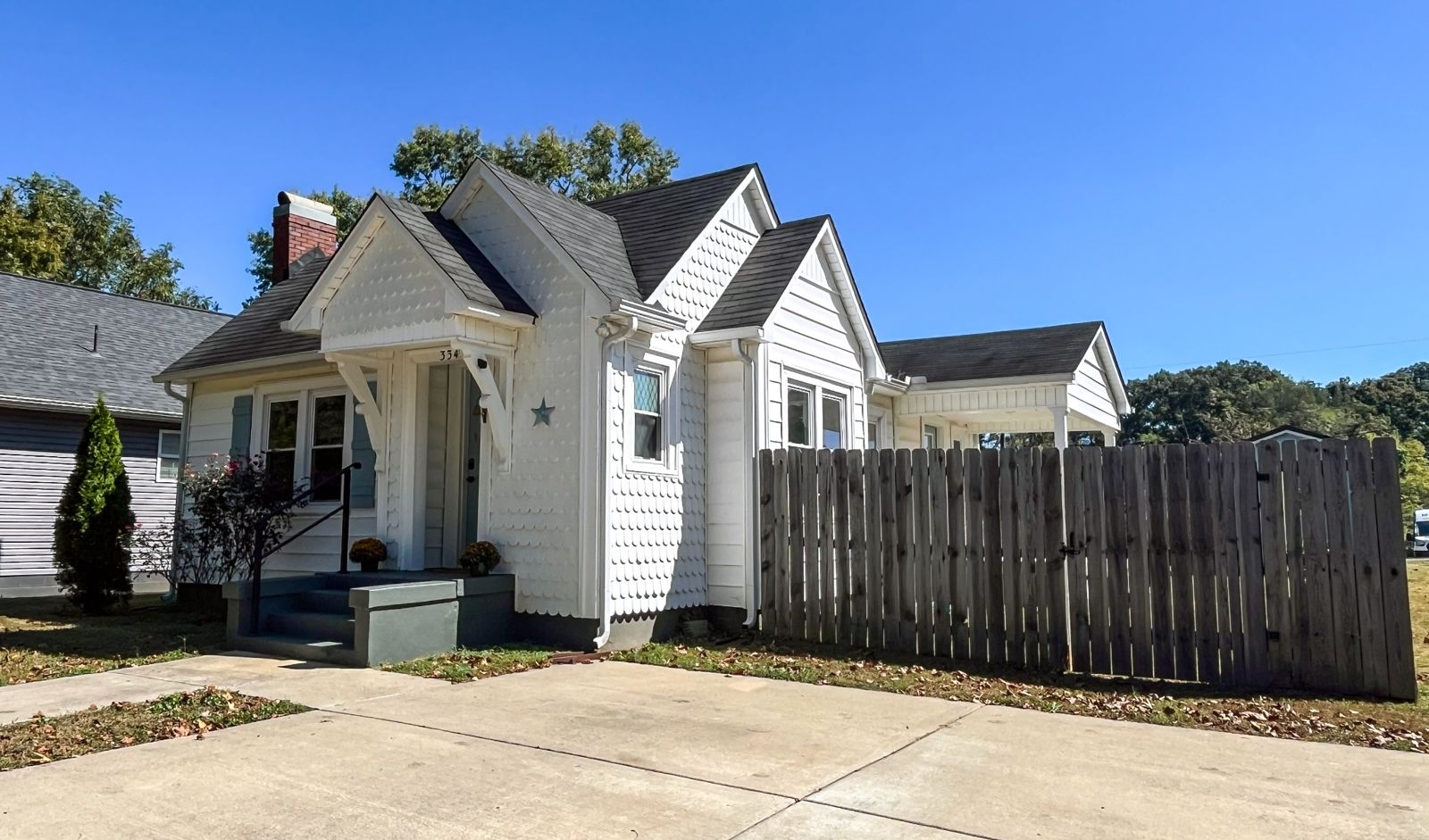 334 Nixon Ave inside, Lawrence County TN home for sale