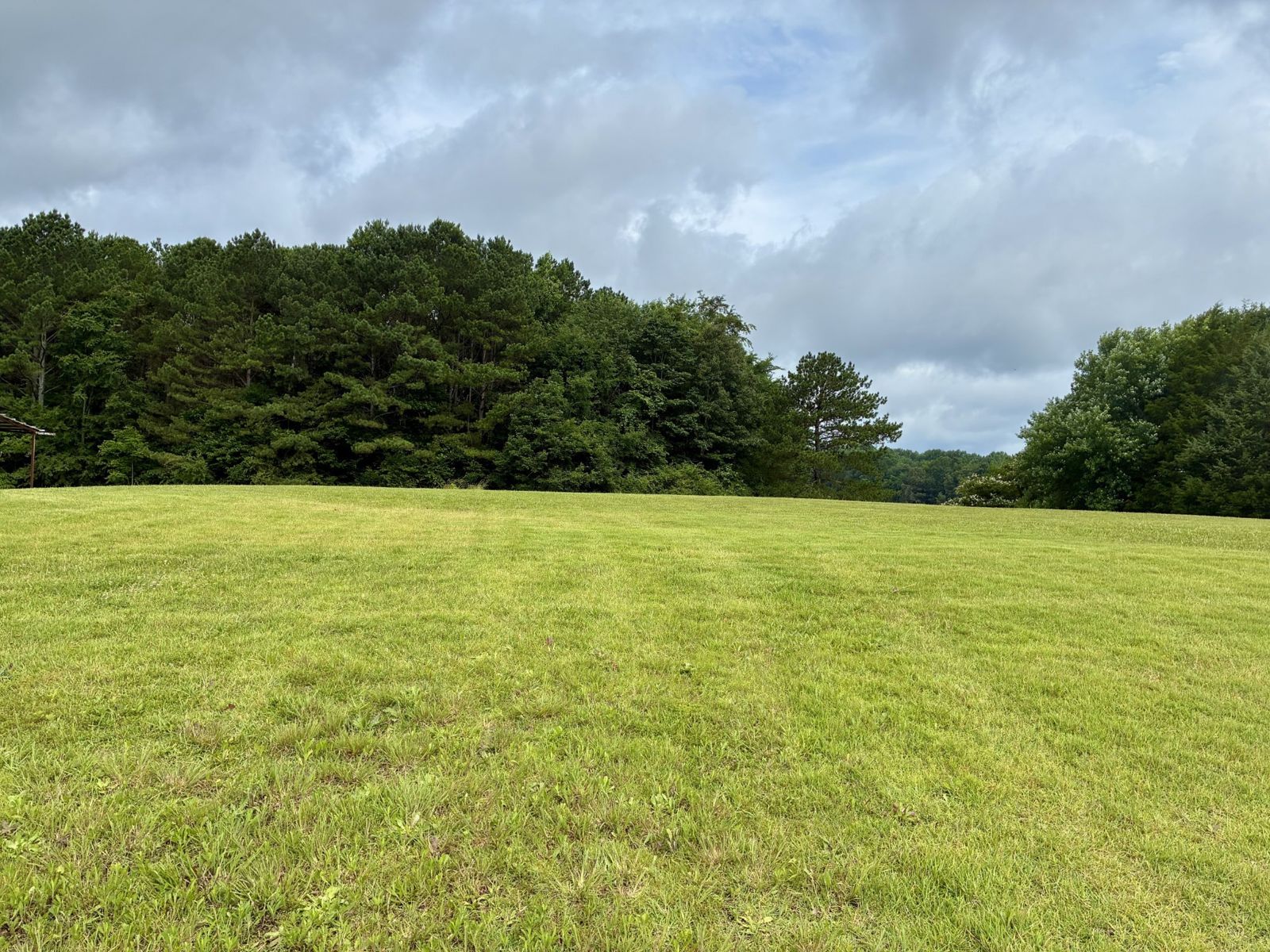 342 Second Creek Rd inside, Lawrence County TN home for sale