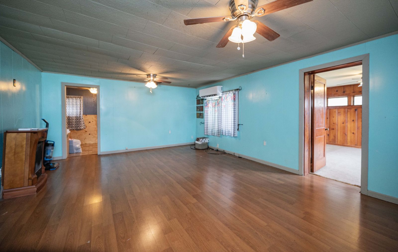 404 McMurtrey St inside, Lawrence County TN home for sale