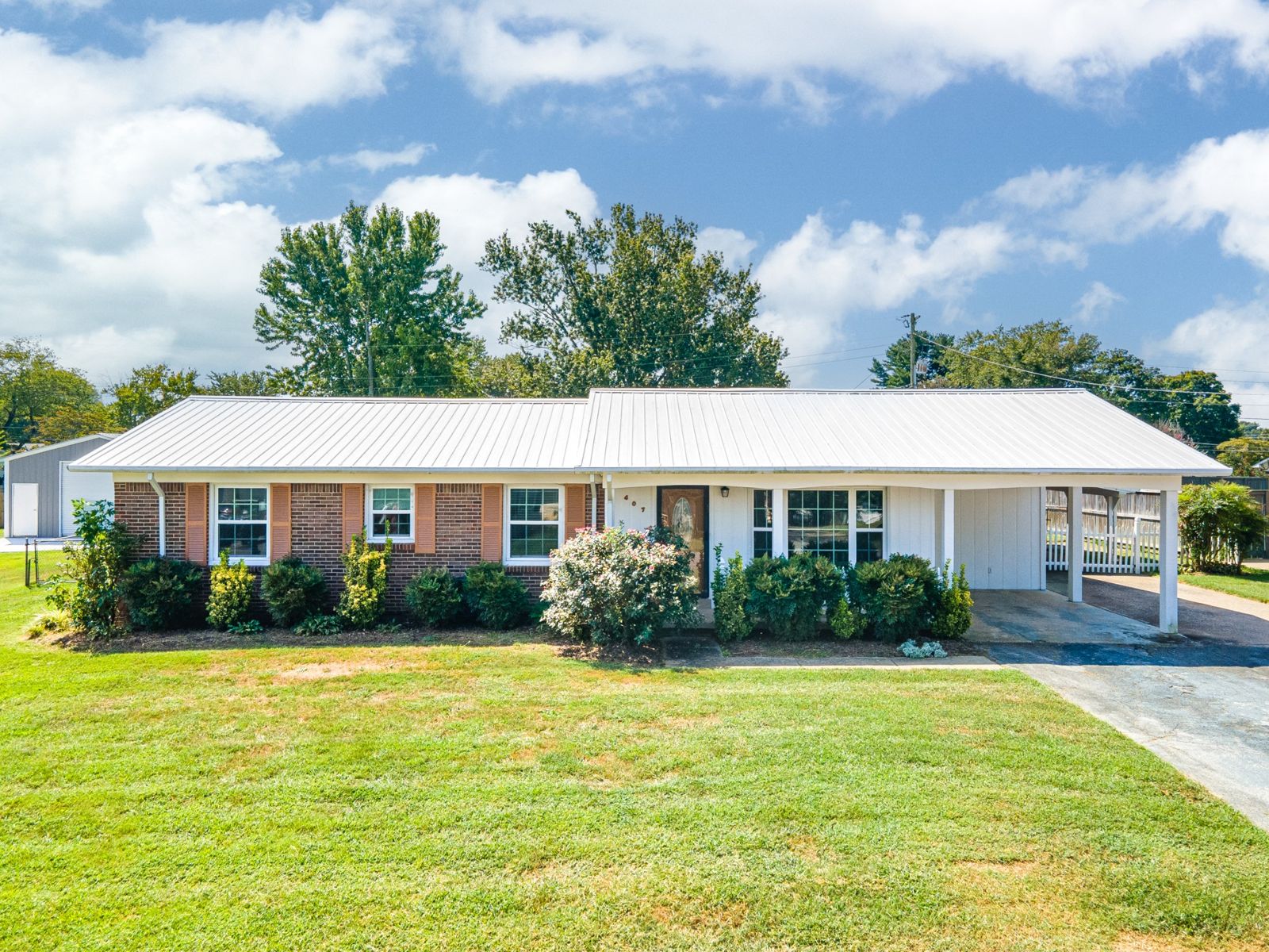 407 Kirk St front exterior, Lawrence County TN home for sale