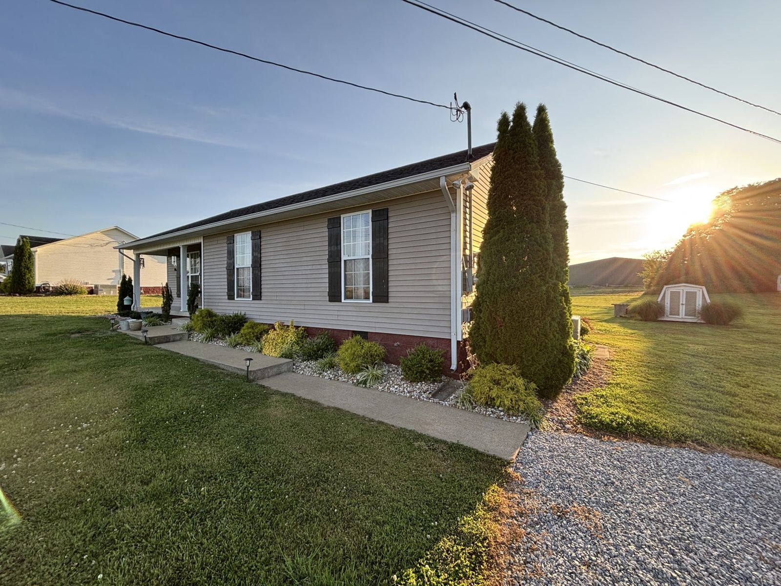 479 Wesley Chapel Rd inside, Lawrence County TN home for sale