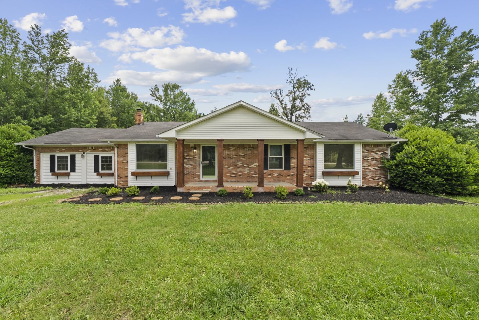 4982 Highway 43 N inside, Lawrence County TN home for sale