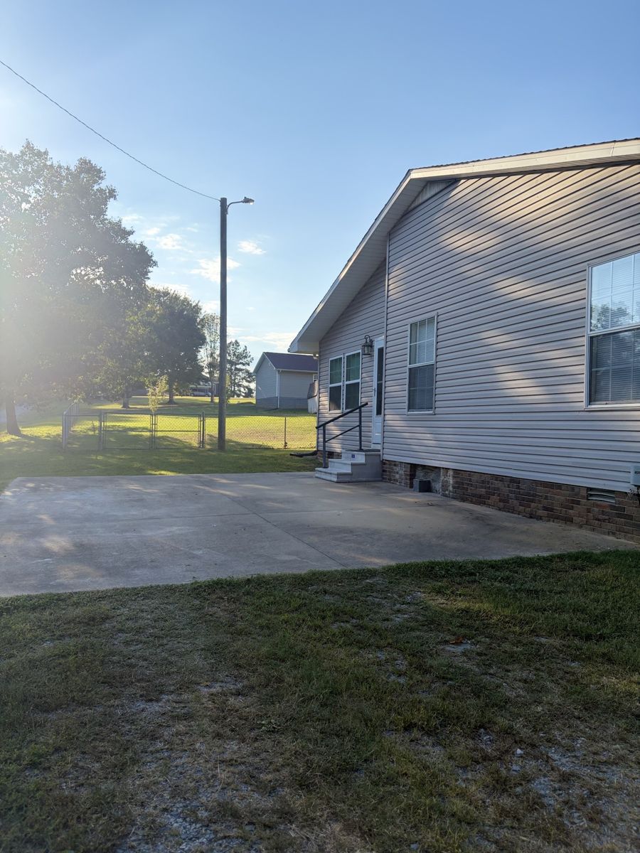 499 Belew Dr inside, Lawrence County TN home for sale