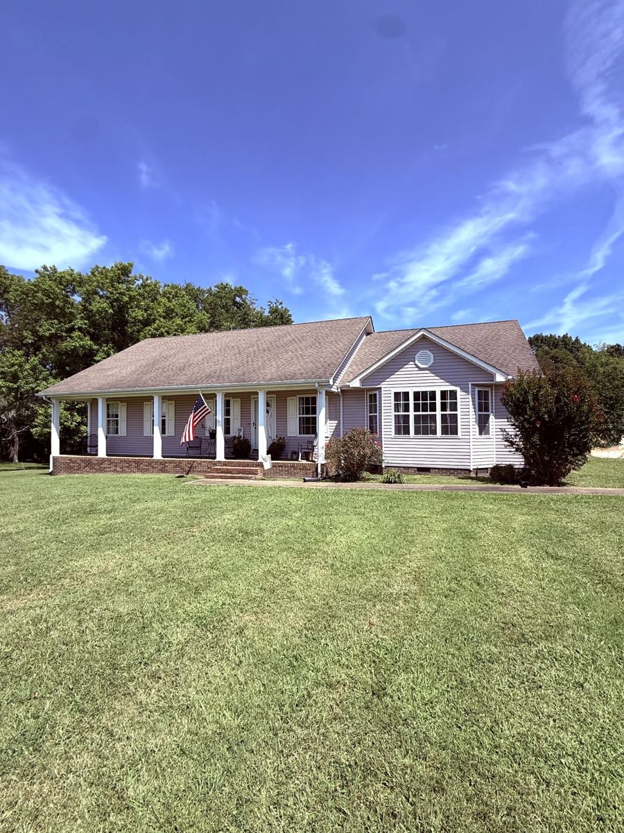 594 Highway 64 W outdoor space, Lawrence County TN home for sale