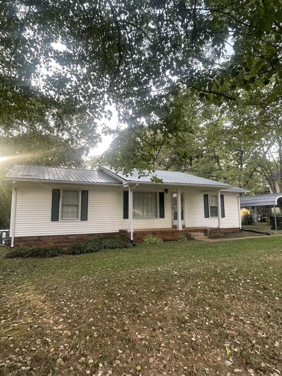 601 Herb Dr inside, Lawrence County TN home for sale