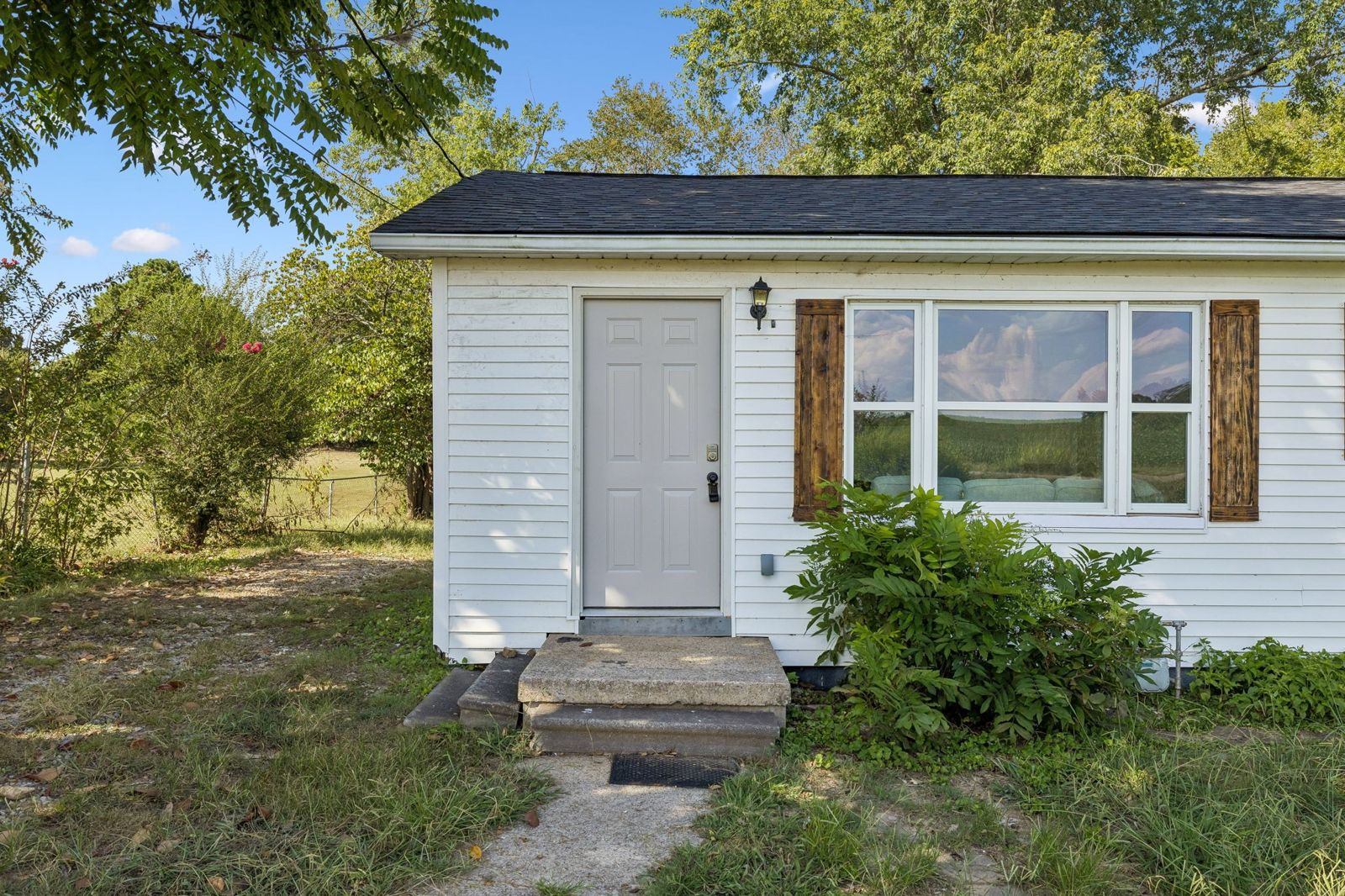 621 Dixon Branch Rd additional view, Lawrence County TN home for sale