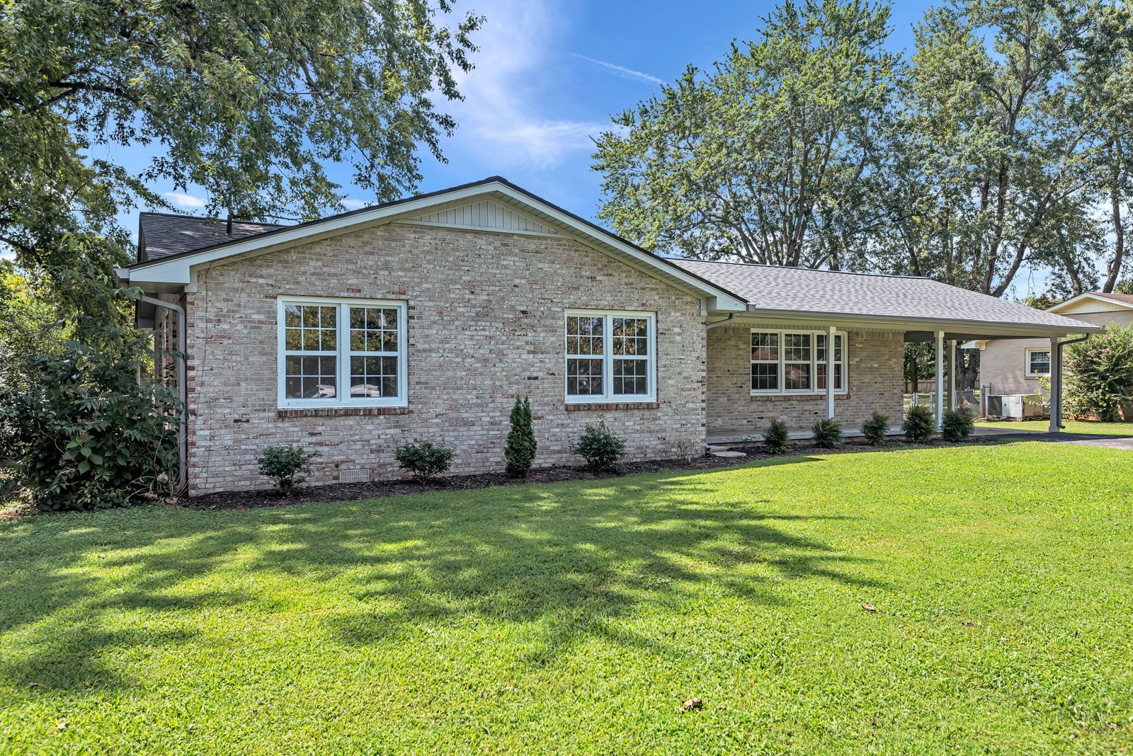 707 7th St inside, Lawrence County TN home for sale