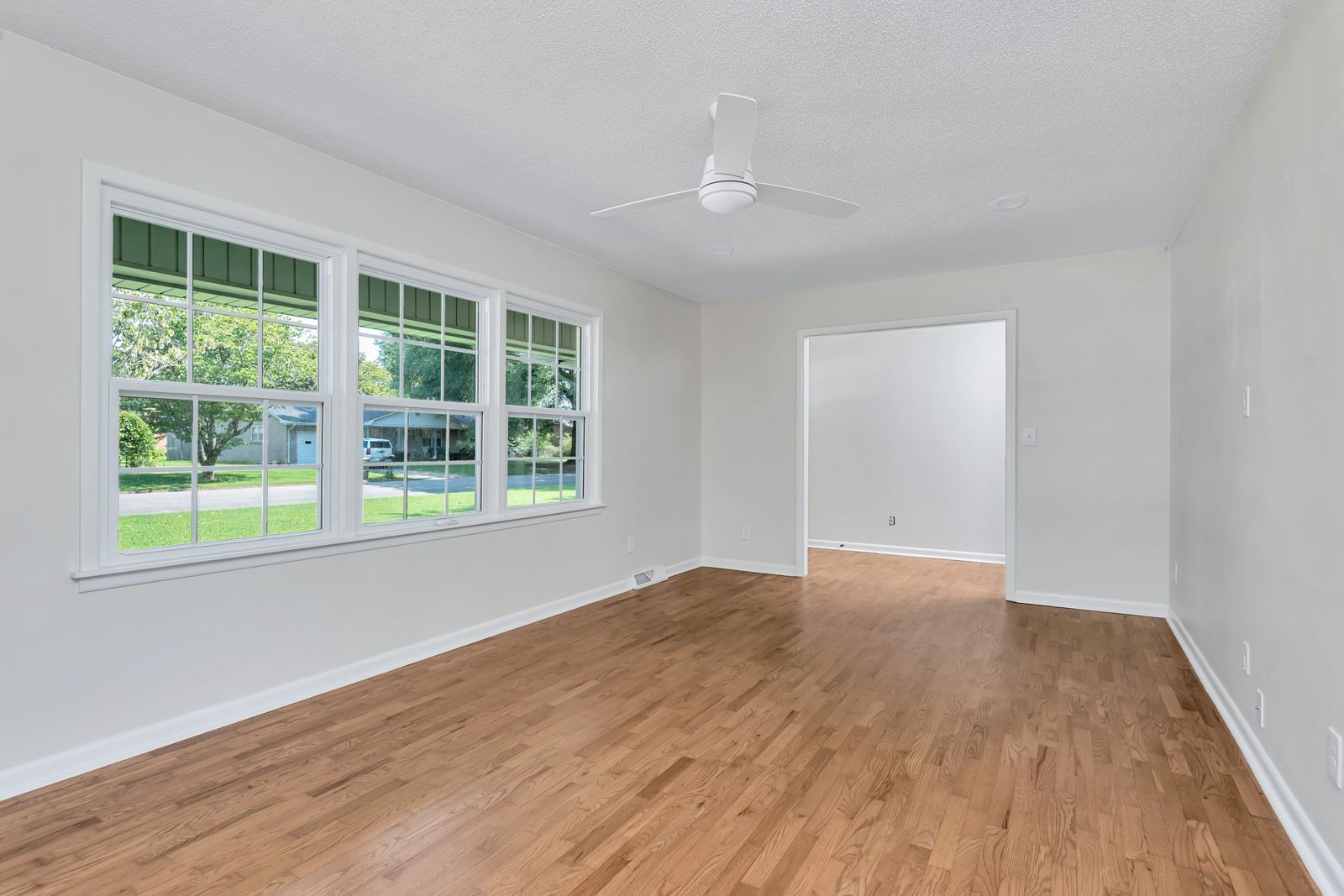 707 7th St outdoor space, Lawrence County TN home for sale