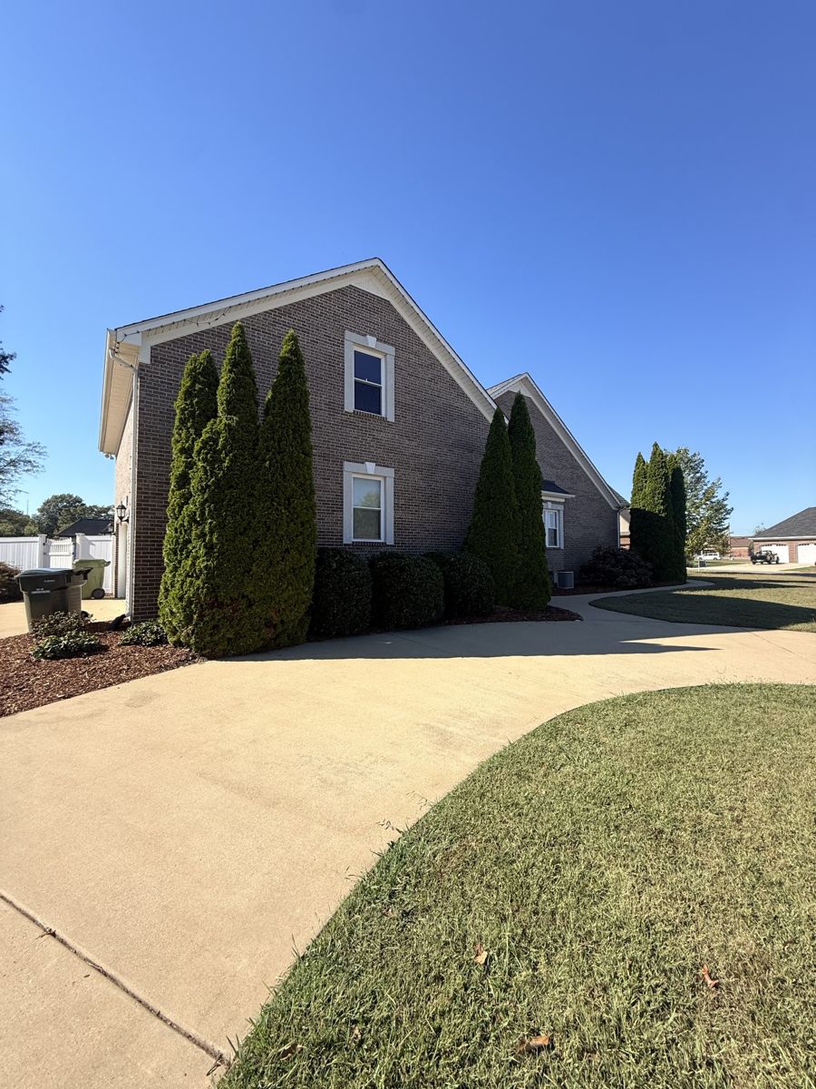 724 Toben Ter N outdoor space, Lawrence County TN home for sale